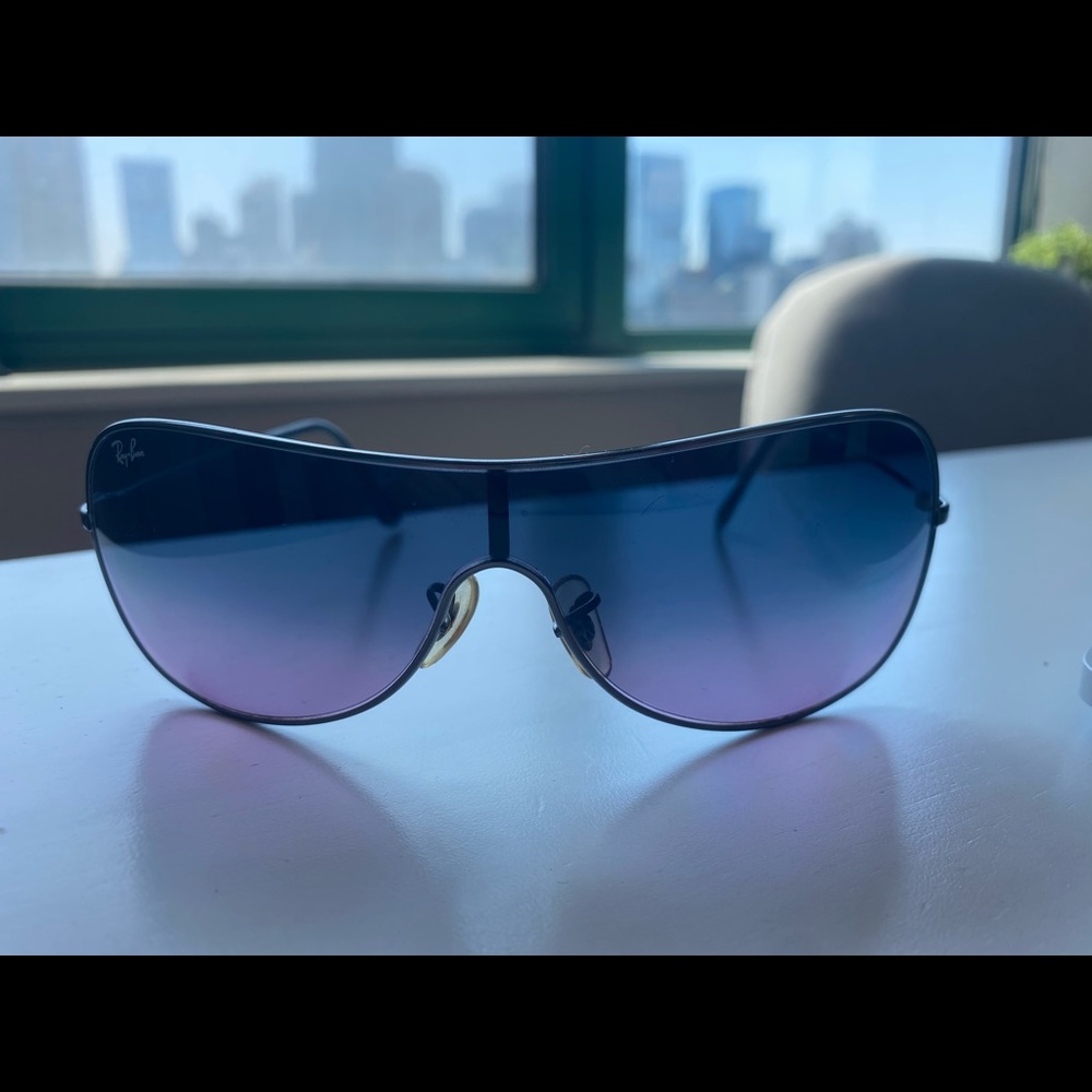 Ray-Ban winged sunglasses